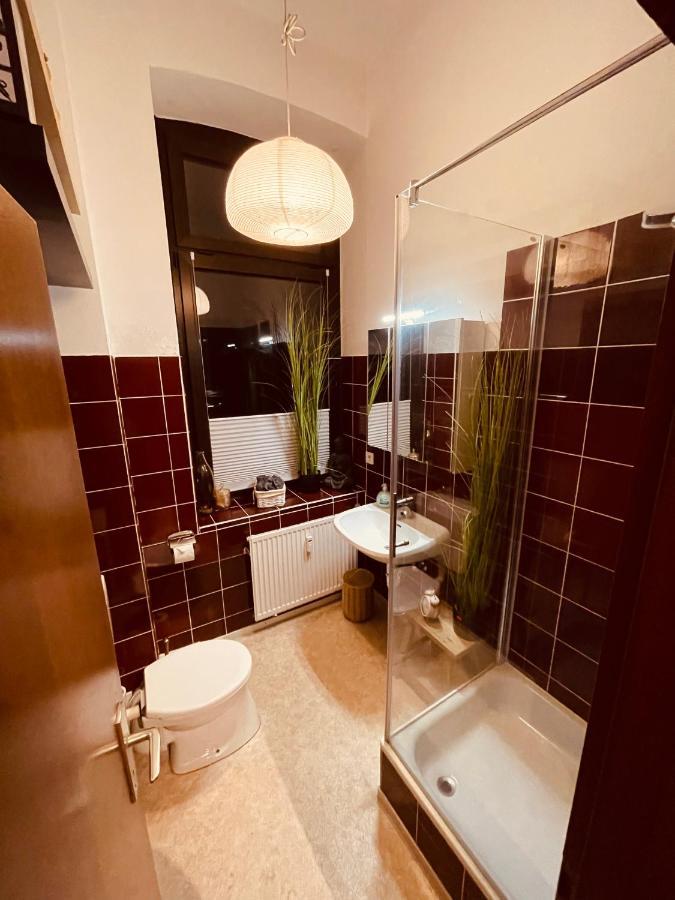 Retro Appartement Im Herzen Von Koeln Deutz Экстерьер фото