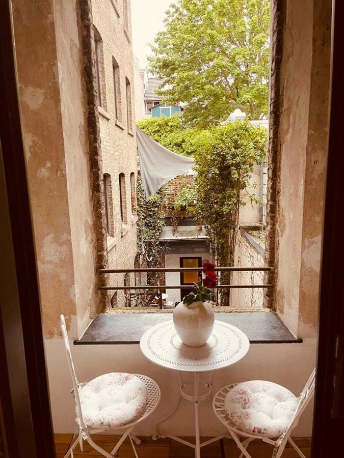 Retro Appartement Im Herzen Von Koeln Deutz Экстерьер фото